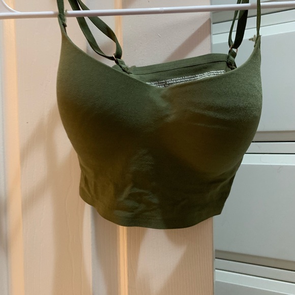 victoria secret top - Picture 3 of 3